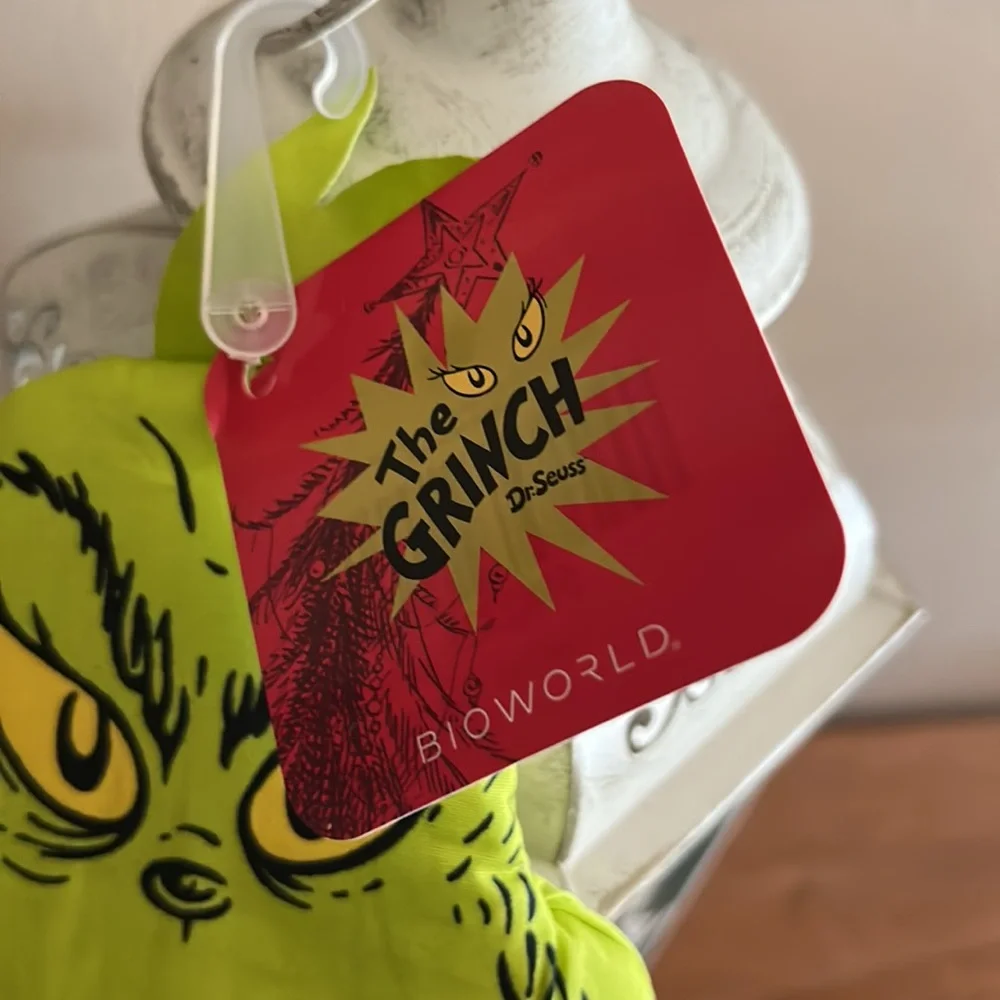 Grinch kitchen towel